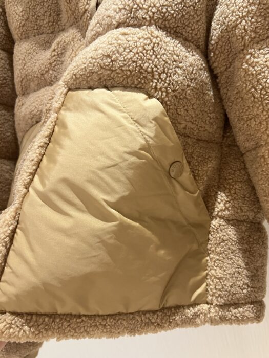 몽클레어 오드리우 테디 이펙트 다운 자켓(2color) 레플리카 미러급 SA급 S급 고퀄리티 하이엔드 최상급 의류 [여성] 9