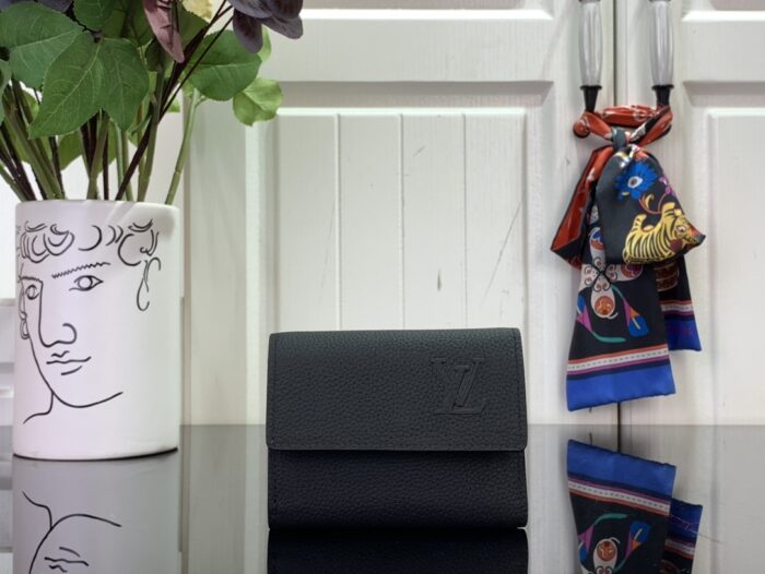 루이비통 LV 월릿  M26250 블랙 레플리카 미러급 SA급 S급 고퀄리티 하이엔드 최상급 지갑 [남성여성공용]