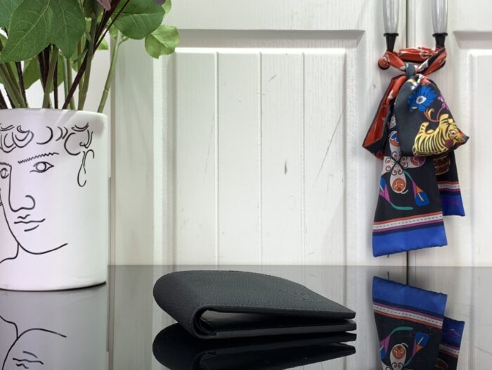 루이비통 멀티플 월릿 M25945 블랙 레플리카 미러급 SA급 S급 고퀄리티 하이엔드 최상급 지갑 [남성여성공용] 6