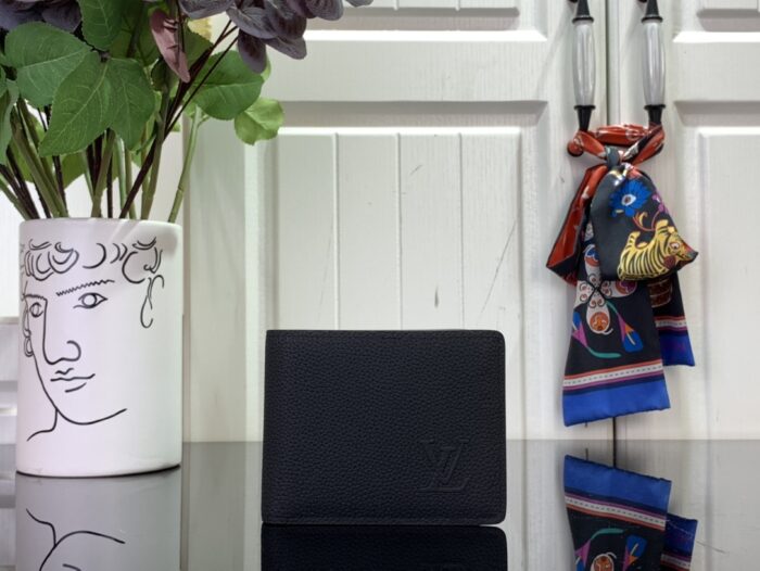 루이비통 멀티플 월릿 M25945 블랙 레플리카 미러급 SA급 S급 고퀄리티 하이엔드 최상급 지갑 [남성여성공용] 2