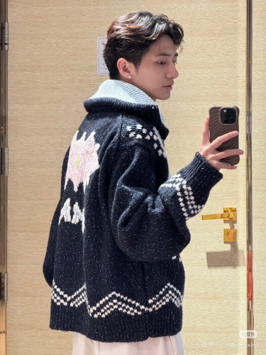 루이비통 지퍼 니트 블루종 레플리카 미러급 SA급 S급 고퀄리티 하이엔드 최상급 의류 [남성여성공용] 3