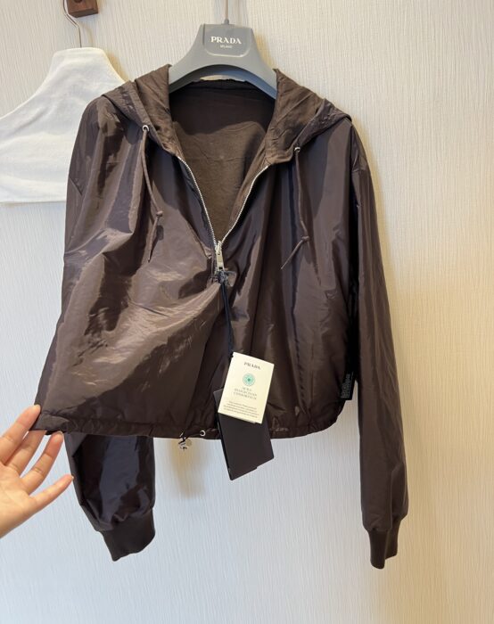 프라다 리버시블 코튼 저지 및 리나일론 후디 레플리카 미러급 SA급 S급 고퀄리티 하이엔드 최상급 의류 [여성] 11