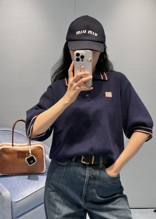 미우미우 캐시미어 폴로 스웨터 레플리카 미러급 SA급 S급 고퀄리티 하이엔드 최상급 의류 [여성] 10