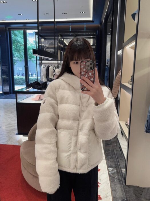 몽클레어 오드리우 테디 이펙트 다운 자켓(2color) 레플리카 미러급 SA급 S급 고퀄리티 하이엔드 최상급 의류 [여성] 3