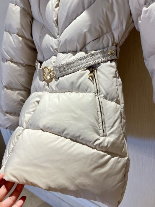 몽클레어 Brosse 사선 퀼팅 후드 쇼트 다운 자켓(2color) 레플리카 미러급 SA급 S급 고퀄리티 하이엔드 최상급 의류 [여성] 12