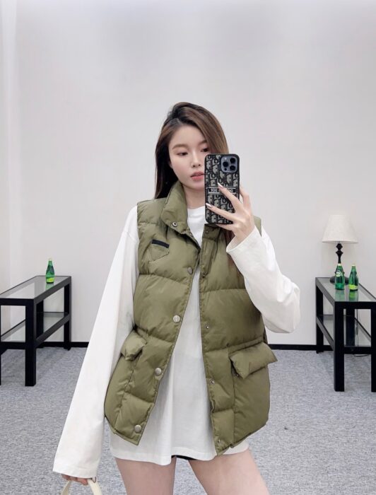 프라다 리나일론 베스트 레플리카 미러급 SA급 S급 고퀄리티 하이엔드 최상급 의류 [여성] 6