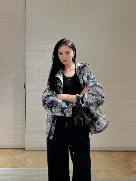 디올 Dioriviera 방수 후드 자켓 레플리카 미러급 SA급 S급 고퀄리티 하이엔드 최상급 의류 [여성] 5