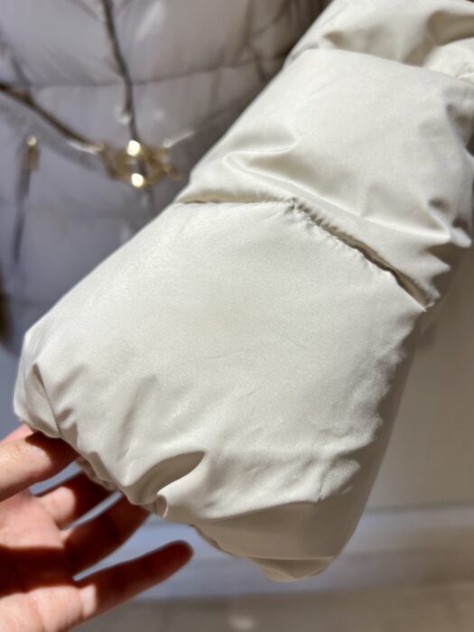 몽클레어 Brosse 사선 퀼팅 후드 쇼트 다운 자켓(2color) 레플리카 미러급 SA급 S급 고퀄리티 하이엔드 최상급 의류 [여성] 13