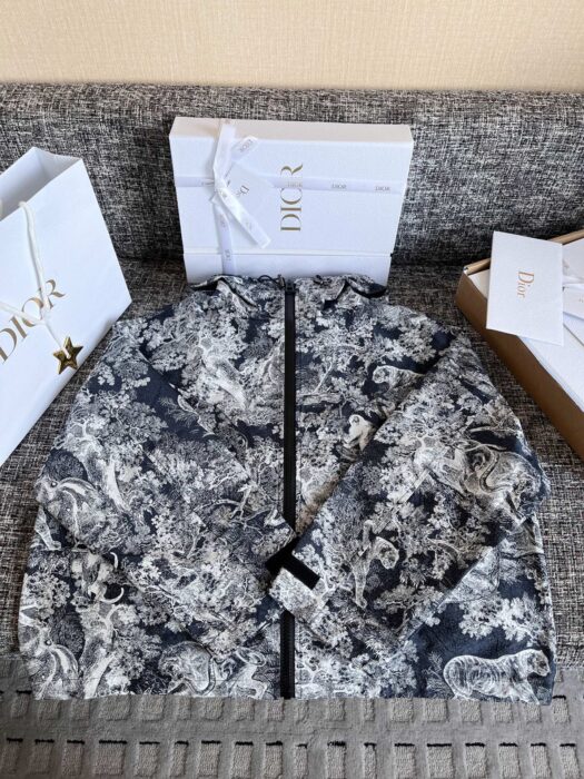 디올 Dioriviera 방수 후드 자켓 레플리카 미러급 SA급 S급 고퀄리티 하이엔드 최상급 의류 [여성] 15