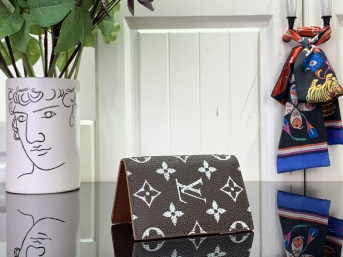 루이비통 포켓 오거나이저 카드지갑 M61696 M26080 초콜릿 레플리카 미러급 SA급 S급 고퀄리티 최상급 하이엔드 지갑 [남성여성공용] 5