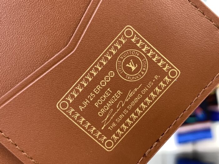 루이비통 포켓 오거나이저 카드지갑 M61696 M26080 레드 레플리카 미러급 SA급 S급 고퀄리티 최상급 하이엔드 지갑 [남성여성공용] 8