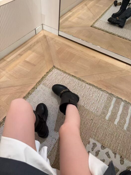 디올 D-퀘스트 부츠 그레인드 카프스킨 블랙 레플리카 미러급 SA급 S급 고퀄리티 최상급 하이엔드 신발 [여성]