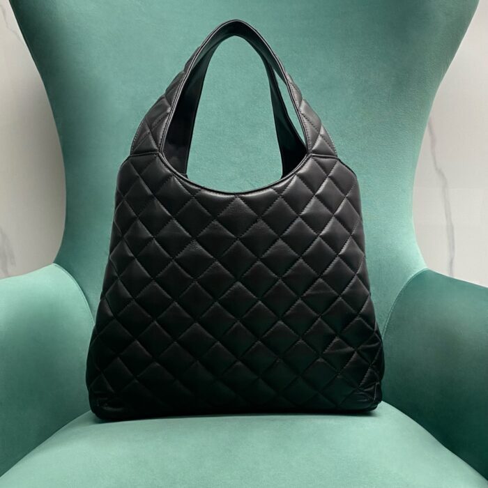 생로랑 미디엄 퀼팅 나파 블랙 858191 레플리카 미러급 SA급 S급 고퀄리티 최상급 하이엔드 쇼퍼백 토트백 가방 [여성] 4