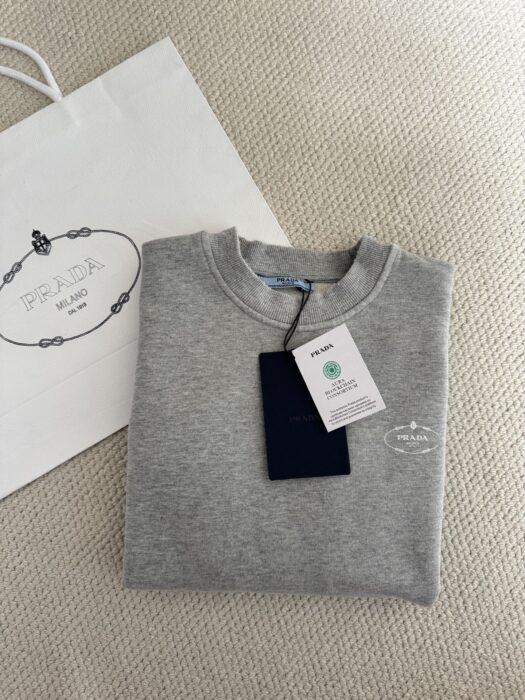 프라다 스웨트셔츠 레플리카 미러급 SA급 S급 고퀄리티 하이엔드 최상급 의류 [여성] 10