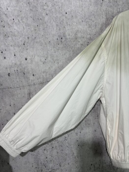 아크네스튜디오 ACNE Studios 뒷면 모노그램 바람막이 베이지 레플리카 미러급 SA급 S급 고퀄리티 하이엔드 최상급 의류 [남성여성공용] 11