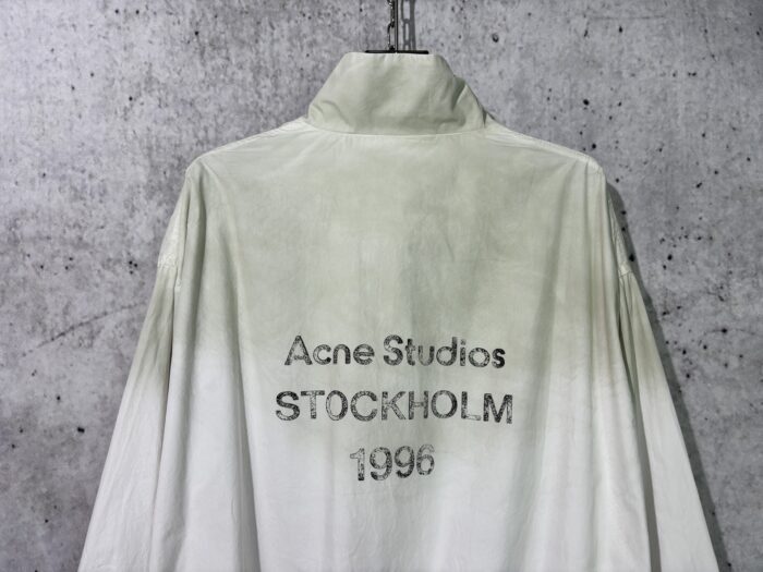 아크네스튜디오 ACNE Studios 뒷면 모노그램 바람막이 베이지 레플리카 미러급 SA급 S급 고퀄리티 하이엔드 최상급 의류 [남성여성공용] 7