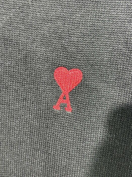 아미 레드 로고 자수 니트 블랙 레플리카 미러급 SA급 S급 고퀄리티 하이엔드 최상급 의류 [남성] 11