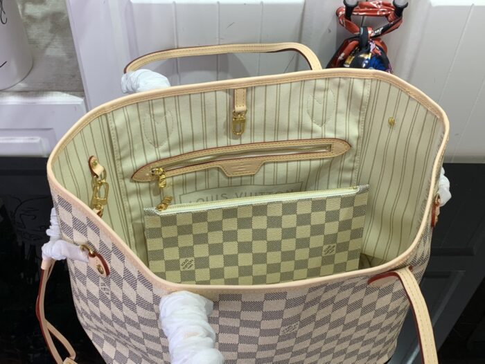 루이비통 네버풀 미디엄 N40604 다미에 화이트 베이지 핸드백 토트백 레플리카 미러급 SA급 S급 고퀄리티 최상급 하이엔드 가방 [여성] 3