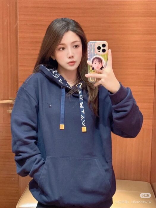 루이비통 코튼 후디 네이비 레플리카 미러급 SA급 S급 고퀄리티 하이엔드 최상급 의류 [남성여성공용] 4