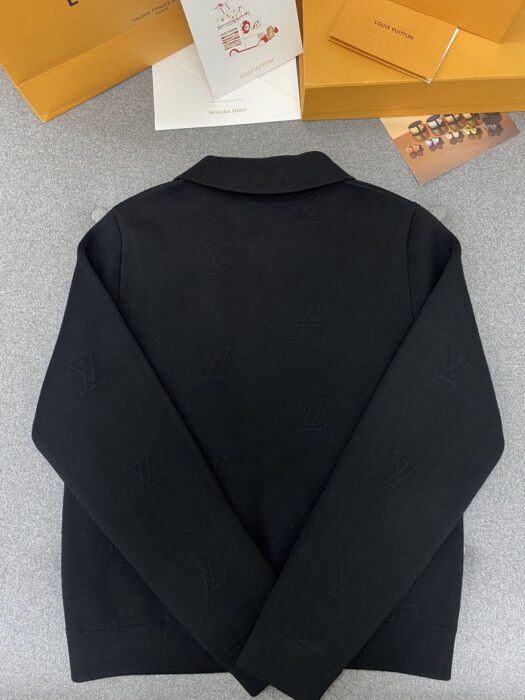 루이비통 LV 엠보스드 테크니컬 울 블루종 레플리카 미러급 SA급 S급 고퀄리티 하이엔드 최상급 의류 [여성] 19