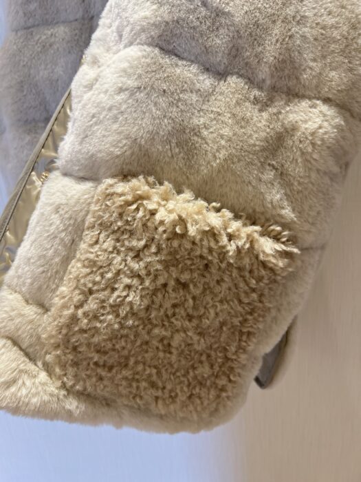 몽클레어 테디 다운 베스트 레플리카 미러급 SA급 S급 고퀄리티 하이엔드 최상급 의류 [여성] 14