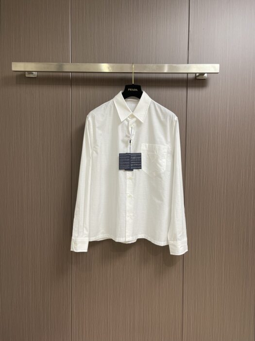 프라다 트라이앵글 로고 셔츠 레플리카 미러급 SA급 S급 고퀄리티 하이엔드 최상급 의류 [남성여성공용] 3