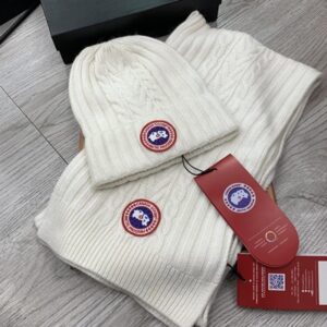 캐나다구스 모자+목도리 세트 CA-C71S55 레플리카 미러급 SA급 S급 고퀄리티 하이엔드 최상급 [남성여성공용]