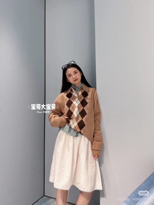 미우미우 캐시미어 폴로 셔츠 레플리카 미러급 SA급 S급 고퀄리티 하이엔드 최상급 의류 [여성] 4