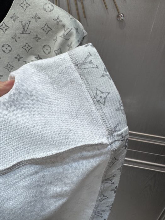 루이비통 워시드 모노그램 티셔츠 레플리카 미러급 SA급 S급 고퀄리티 하이엔드 최상급 의류 [여성] 9