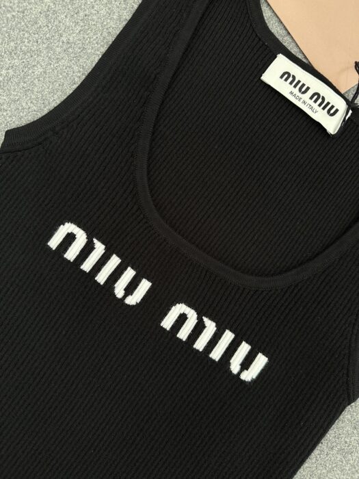 미우미우 니트 탑 레플리카 미러급 SA급 S급 고퀄리티 하이엔드 최상급 의류 [여성] 10