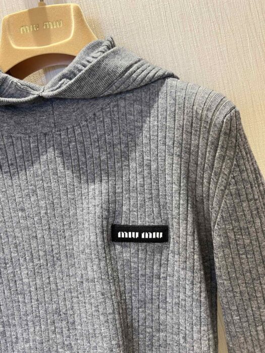 미우미우 울 터틀넥 스웨터 레플리카 미러급 SA급 S급 고퀄리티 하이엔드 최상급 의류 [여성] 8