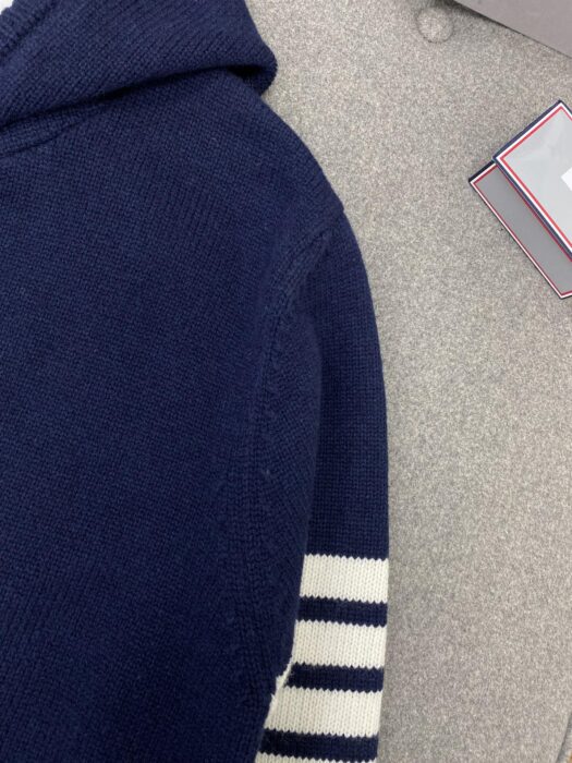 톰브라운 지퍼 후드 자켓 레플리카 미러급 SA급 S급 고퀄리티 하이엔드 최상급 의류 [남성여성공용] 30