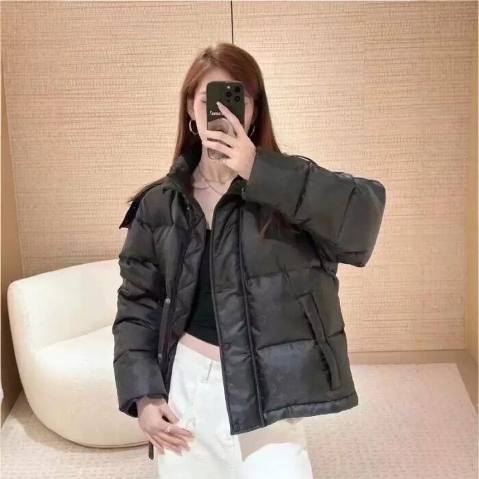 루이비통 자카드 다운 자켓 레플리카 미러급 SA급 S급 고퀄리티 하이엔드 최상급 의류 [여성] 2