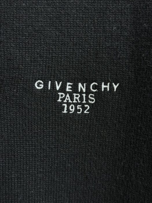 지방시 울 캐시미어 폴로 탑 레플리카 미러급 SA급 S급 고퀄리티 하이엔드 최상급 의류 [여성] 6