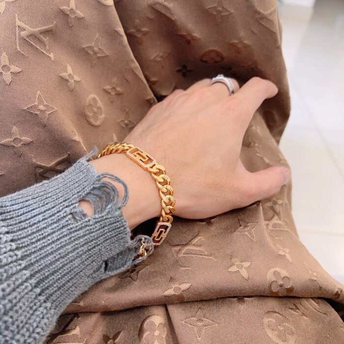 불가리 큐빅 로고 팔찌 골드 레플리카 미러급 SA급 S급 고퀄리티 최상급 하이엔드 악세사리 [남성여성공용]