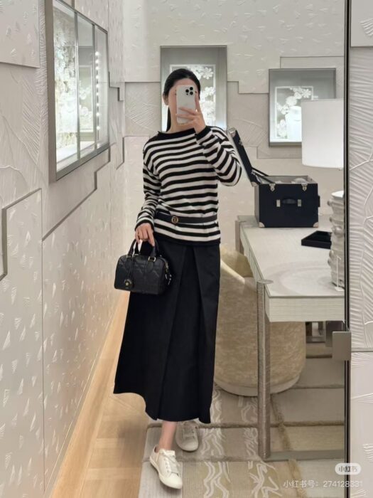 디올 마리니에르 스웨터 레플리카 미러급 SA급 S급 고퀄리티 하이엔드 최상급 의류 [여성] 13