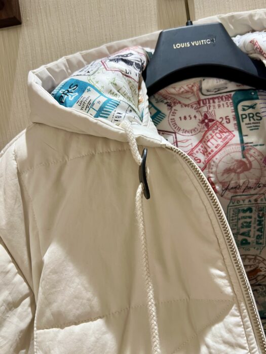 루이비통 퀼티드 모노그램 플라워 자켓 레플리카 미러급 SA급 S급 고퀄리티 하이엔드 최상급 의류 [여성] 15