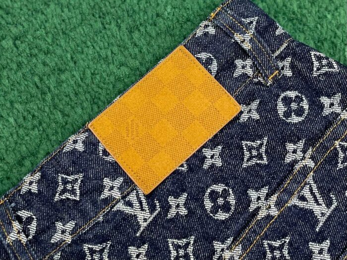 루이비통 모노그램 자카드 데님 스케이트 팬츠 1AFX32 레플리카 미러급 SA급 S급 고퀄리티 하이엔드 최상급 의류 [남성여성공용] 12