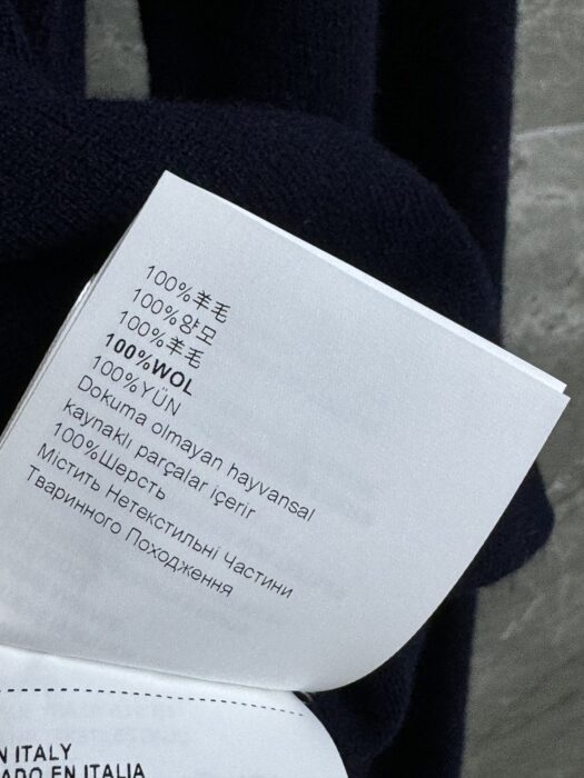 미우미우 캐시미어 폴로 셔츠 레플리카 미러급 SA급 S급 고퀄리티 하이엔드 최상급 의류 [여성] 7