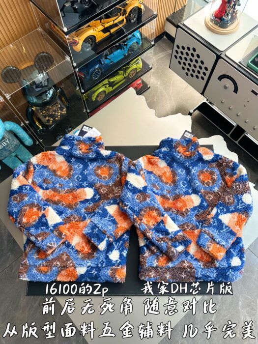 루이비통 올 오버 로고 플리스 자켓 블루 오랜지 레플리카 미러급 SA급 S급 고퀄리티 하이엔드 최상급 의류 [남성여성공용] 3