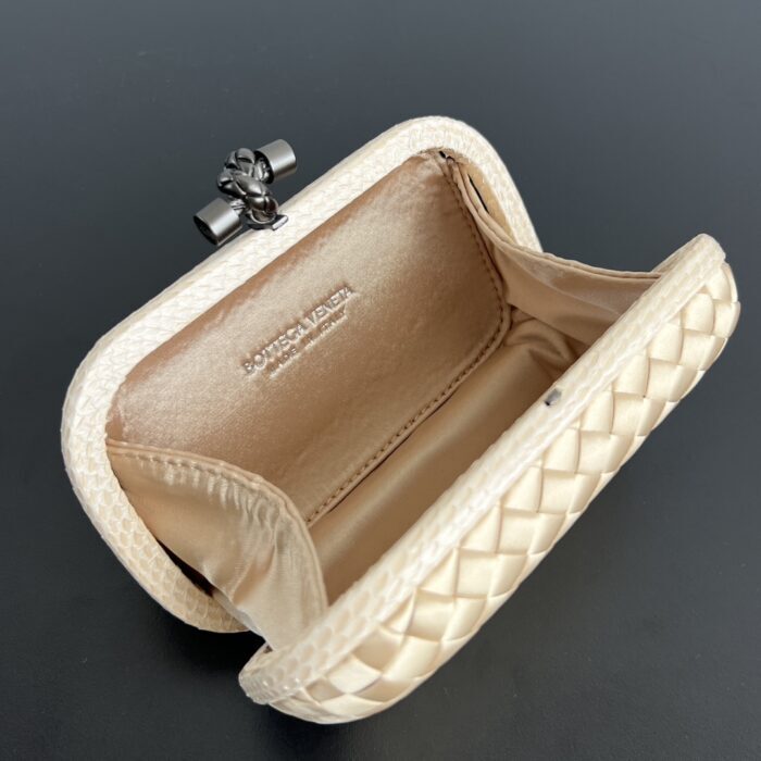 보테가베네타 놋 717622 크림 실크 명주 8651 레플리카 미러급 SA급 S급 고퀄리티 최상급 하이엔드 클러치백 가방 [여성] 2