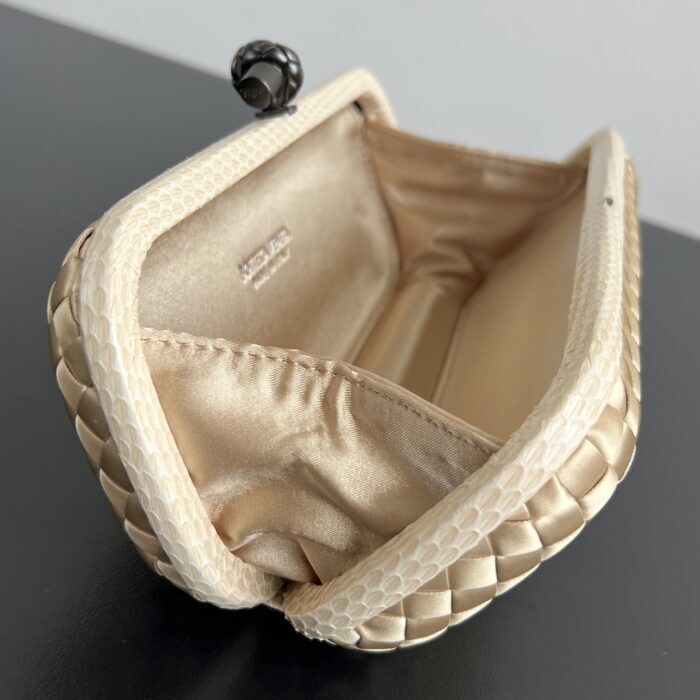 보테가베네타 놋 717622 크림 실크 명주 8651 레플리카 미러급 SA급 S급 고퀄리티 최상급 하이엔드 클러치백 가방 [여성] 2