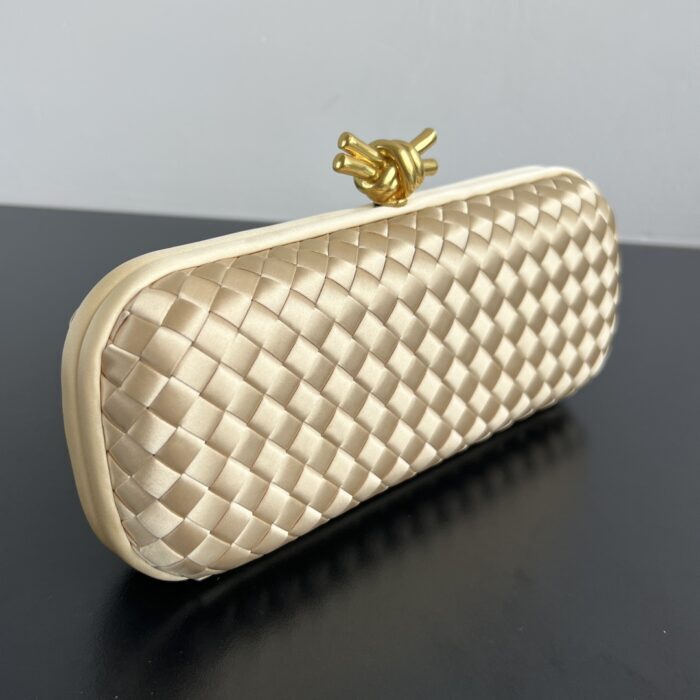 보테가베네타 놋 717622 크림 실크 명주 레플리카 미러급 SA급 S급 고퀄리티 최상급 하이엔드 클러치백 가방 [여성] 3