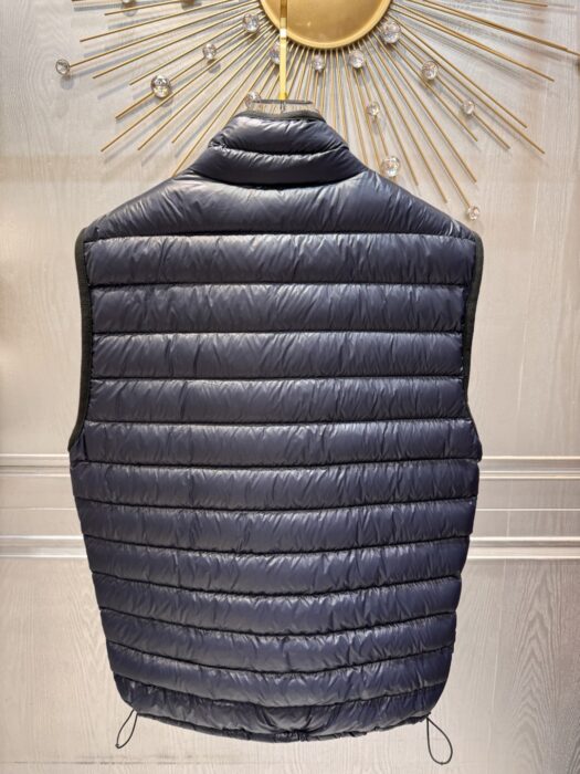 미우미우 라이트 퐁제 다운 베스트 레플리카 미러급 SA급 S급 고퀄리티 하이엔드 최상급 의류 [여성] 8