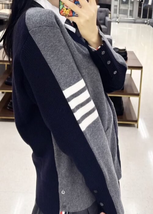 톰브라운 울 니트 가디건 레플리카 미러급 SA급 S급 고퀄리티 하이엔드 최상급 의류 [남성여성공용] 5