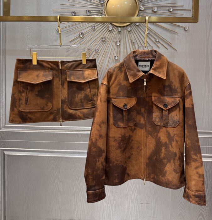 미우미우 왁스 스웨이드 가죽 자켓, 스커트 레플리카 미러급 SA급 S급 고퀄리티 하이엔드 최상급 의류 [여성] 10