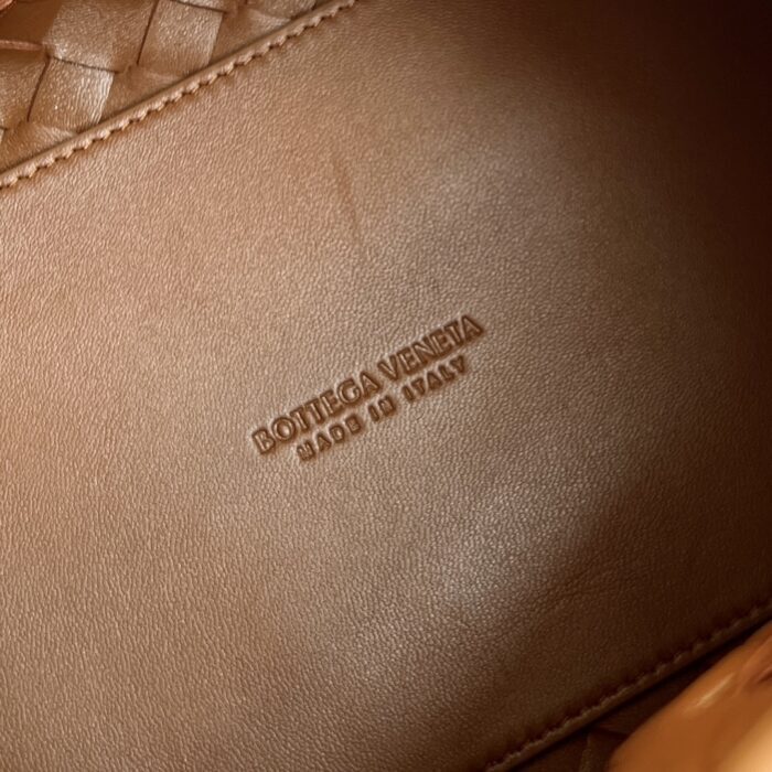 보테가베네타 파라슈트 835921 브라운 스웨이드 레플리카 미러급 SA급 S급 고퀄리티 최상급 하이엔드 핸드백 숄더백 가방 [여성] 10