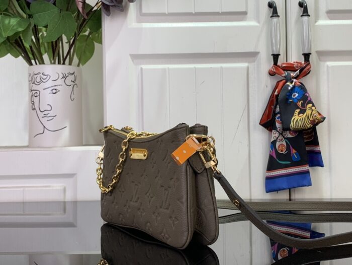 루이비통 리브 포쉐트 파우치 모노그램 M25816 다크 스톤 레플리카 미러급 SA급 S급 고퀄리티 최상급 하이엔드 숄더백 크로스백 가방 [여성] 4