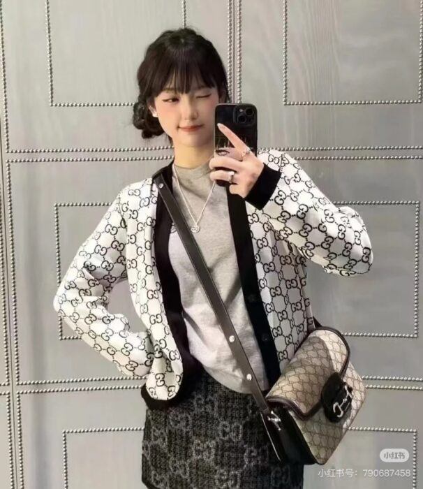 구찌 리버서블 GG 울 자카드 가디건 레플리카 미러급 SA급 S급 고퀄리티 하이엔드 최상급 의류 [여성] 4