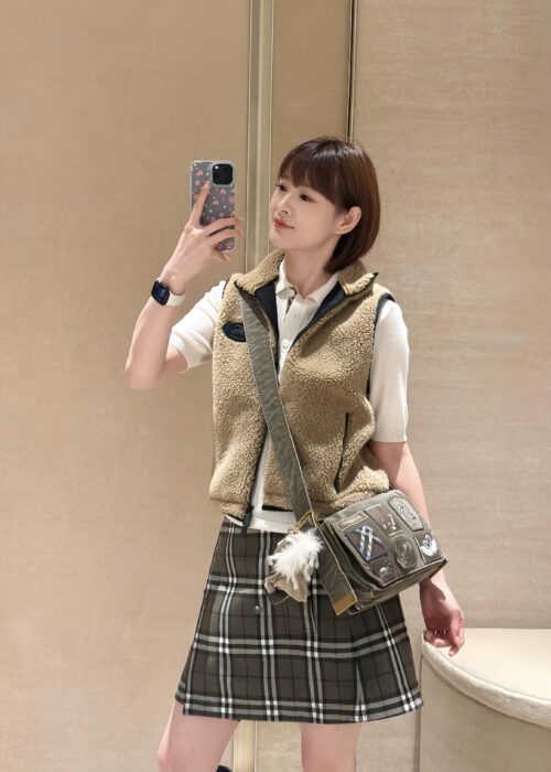 버버리 크롭 플리스 조끼 레플리카 미러급 SA급 S급 고퀄리티 하이엔드 최상급 의류 [여성] 4